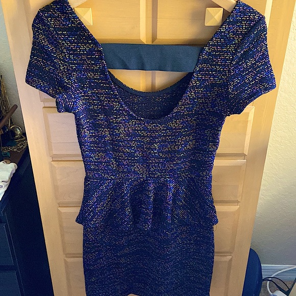 Tweed Backless Peplum Mini Dress - Picture 6 of 9